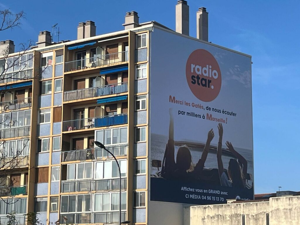 Affichage XXL 4 affichage XXl radio star 2