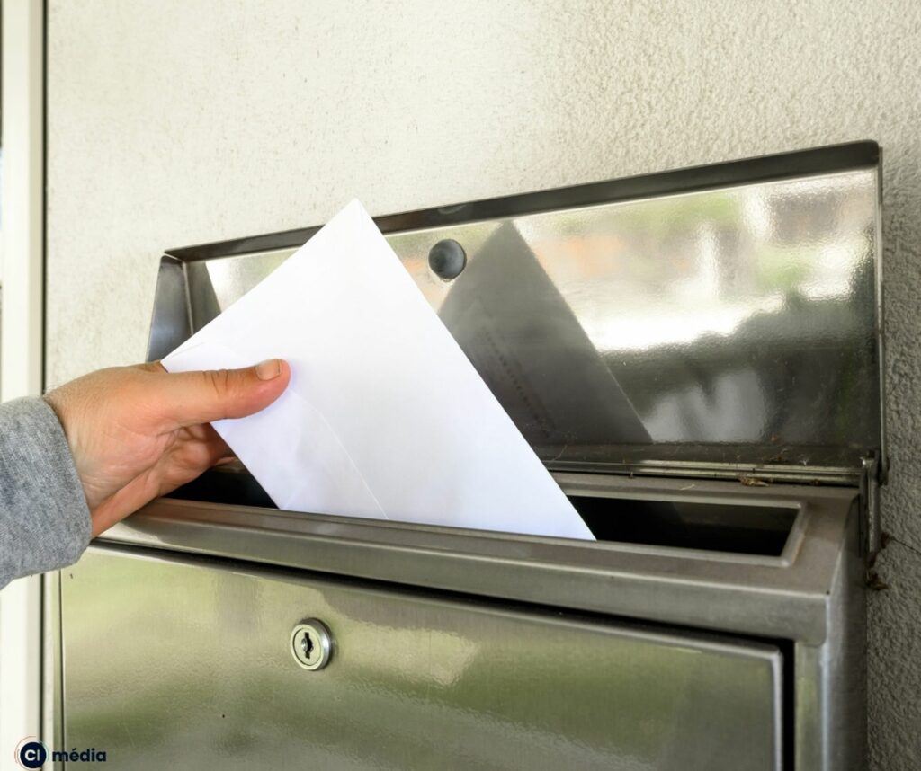 Événementiel 3 DISTRI BOITE AU LETTRE