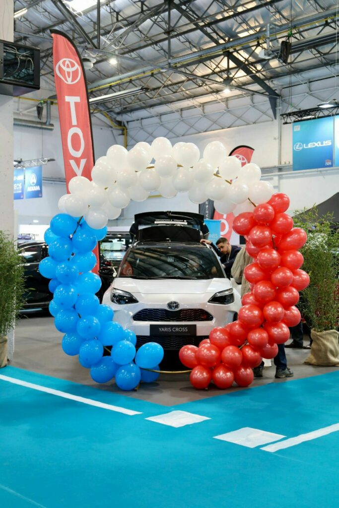 Salons 8 WhatsApp Image 2024 11 19 at 15.02.54 25 scaled 2